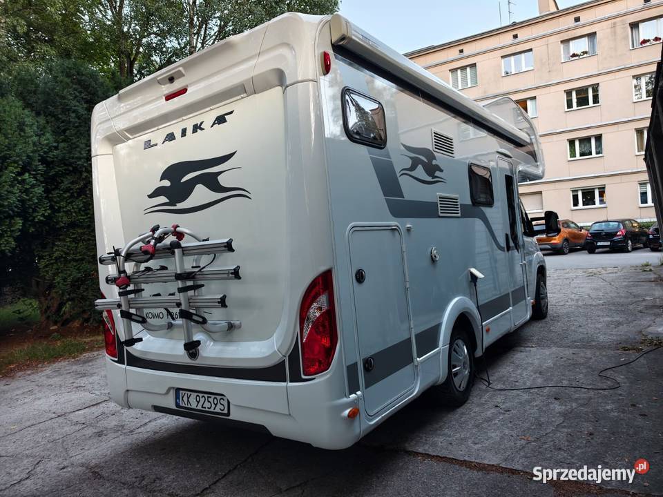 Kamper Laika Kosmo F261 2287cm3 Kraków