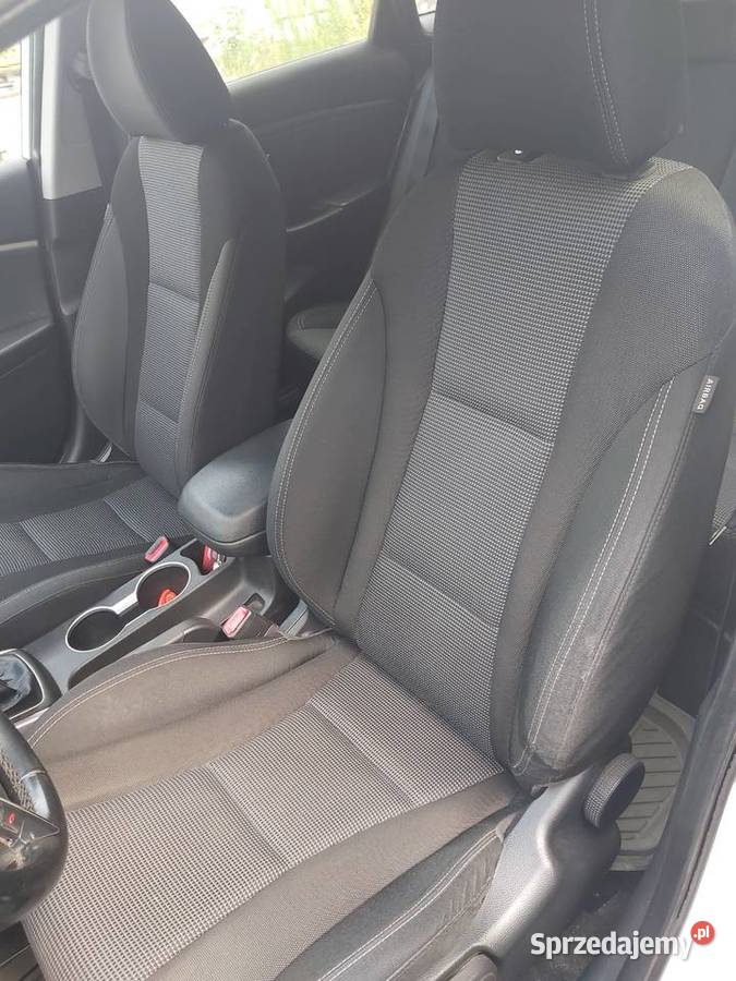 Hyundai i30 lift hatchback 2016 16 crdi 2 Żnin