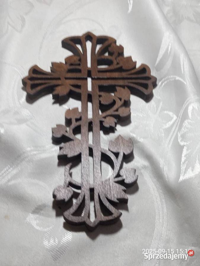 Krzyż drewniany ręcznie wykonany ozdobny Bydgoszcz