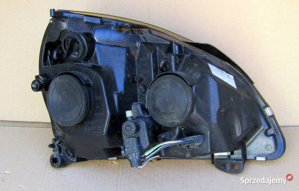 LAMPA PRZEDNIA LEWA RENAULT CLIO II TYC 206358
