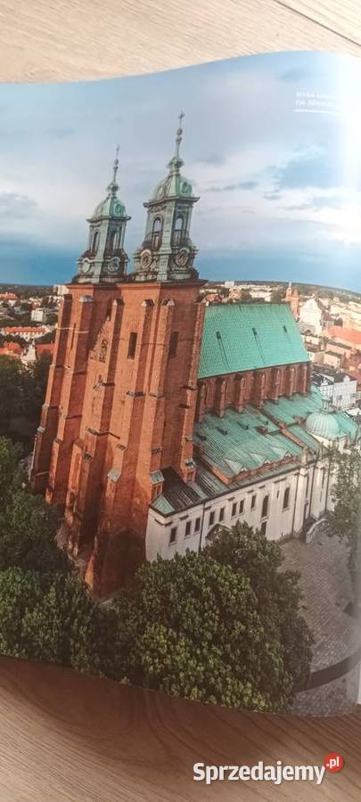 100 pomników historii album