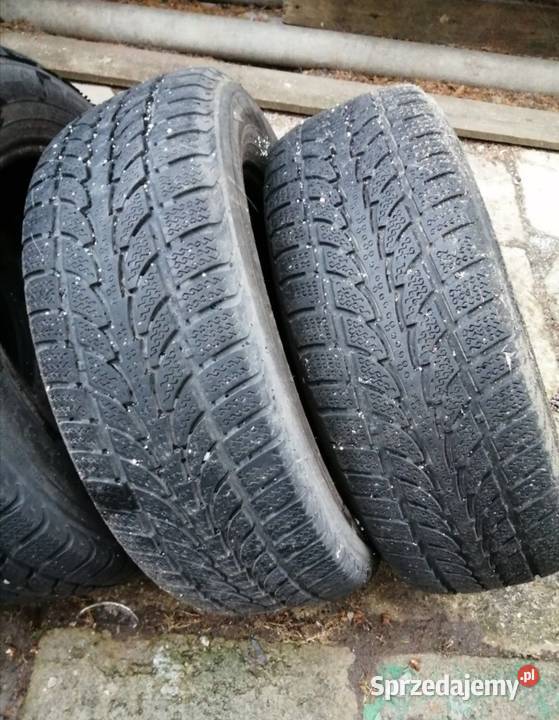 Opony zimowe Nokian 235 65 17 Radom