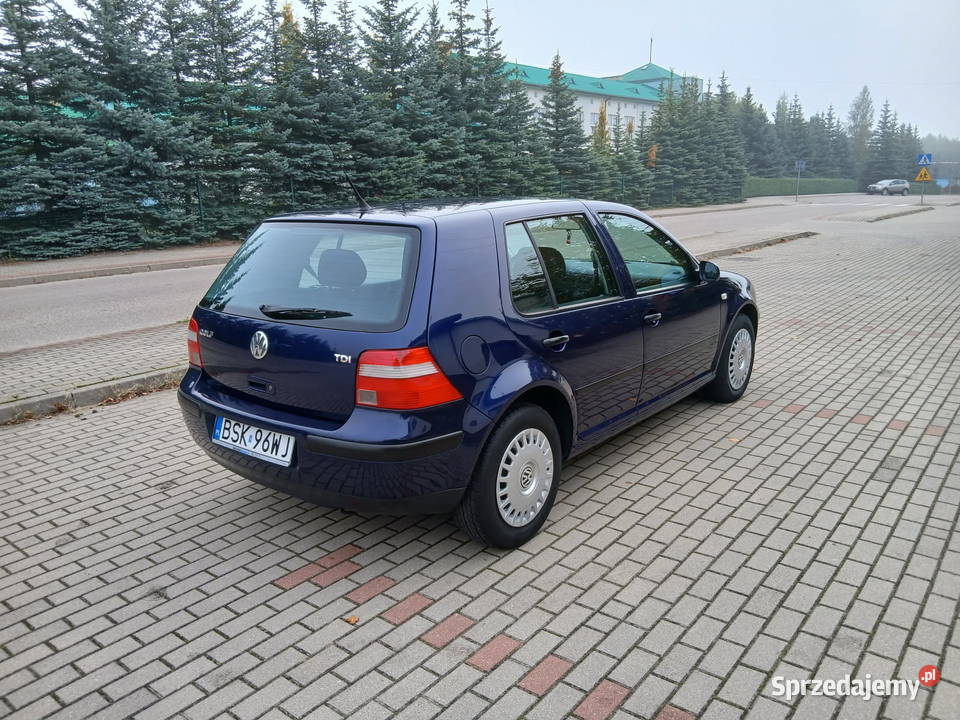 VW Golf 4 19 TDI 2002 r niebieski Golf podlaskie Ciechanowiec