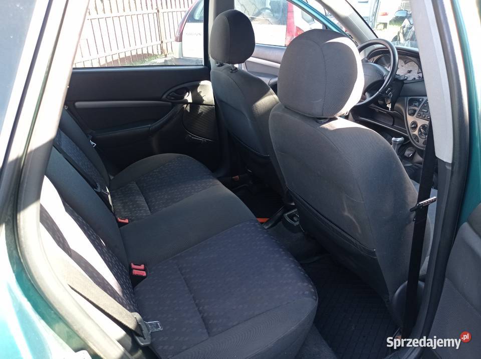 Ford Focus MK1 16 Benzyna 100 koni kombi małopolskie