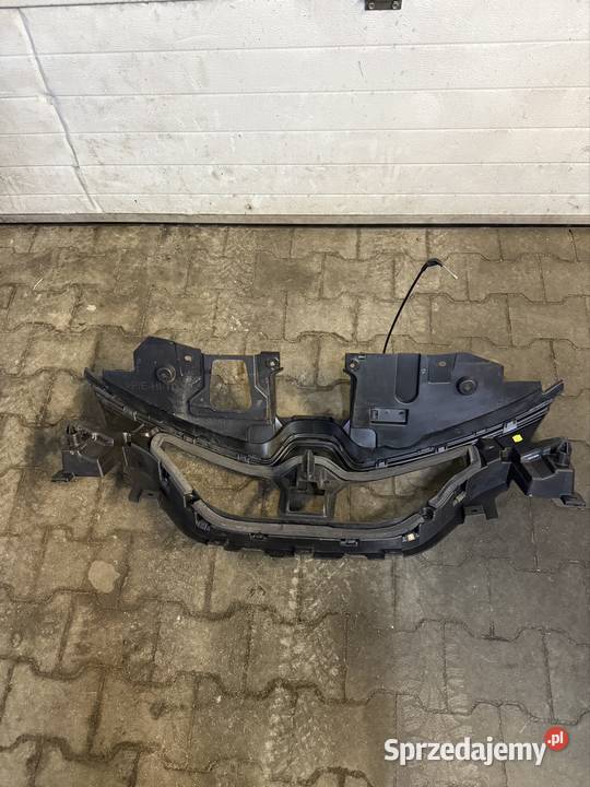 Renault Captur II Atrapa Grill Stelaż Kłobuck