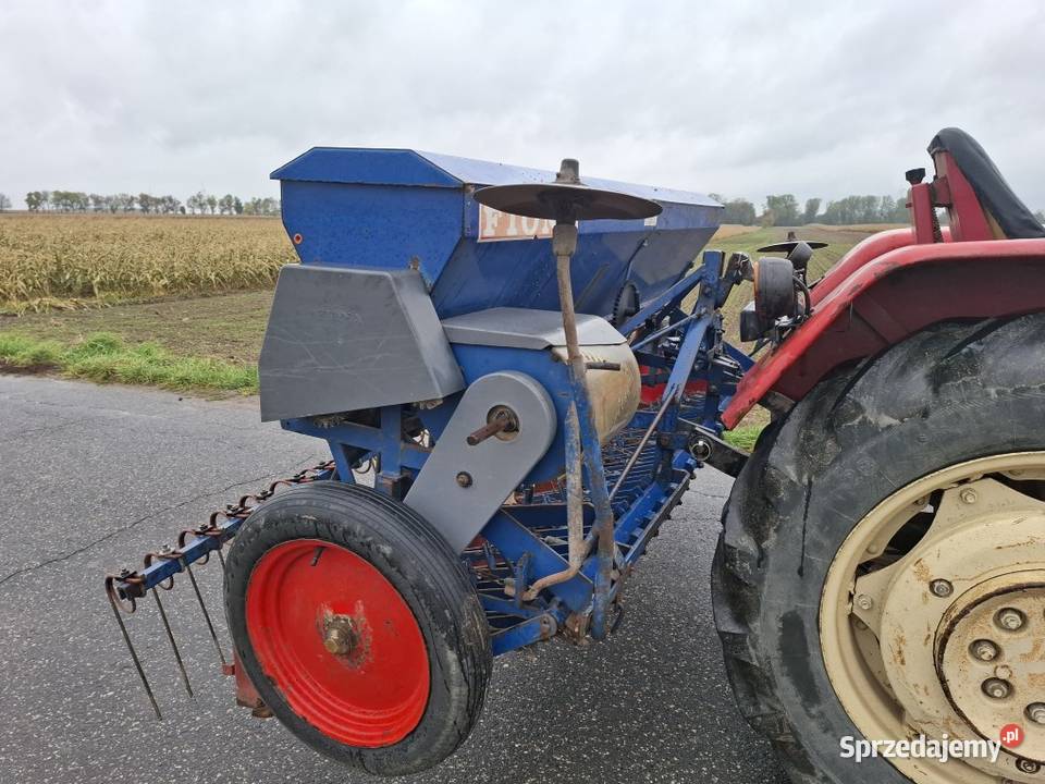 Siewnik Fiona Maszyny rolnicze łódzkie Białynin