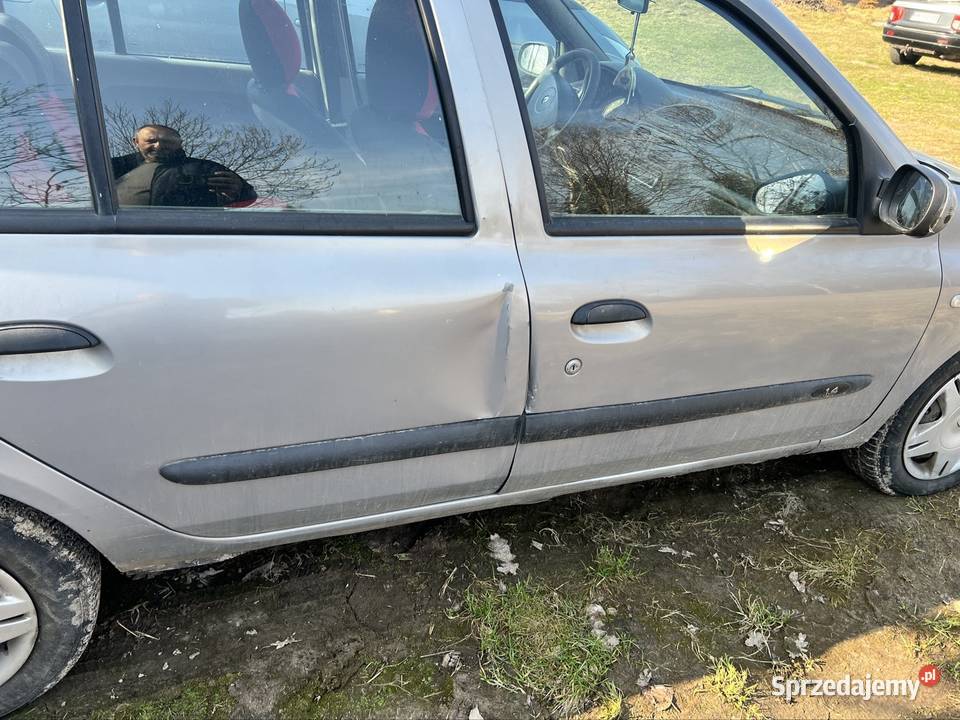 Sprzedam Renault Thalia nieuszkodzony Stary Dzików