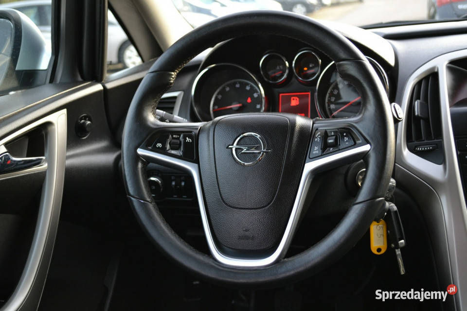 Opel Astra NawigacjaKlimaWymieniony Rozrząd serwisowany w ASO Częstochowa sprzedam