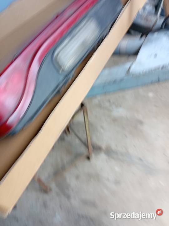 Lampa tylna do naczepy