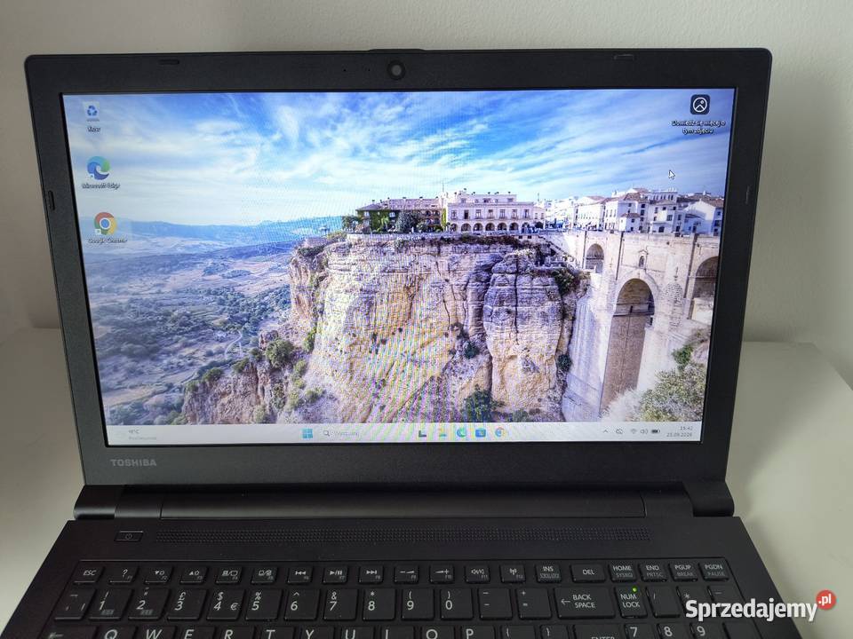 Laptop TOSHIBA Satellite Pro R50B i34th 128gb sprzedam