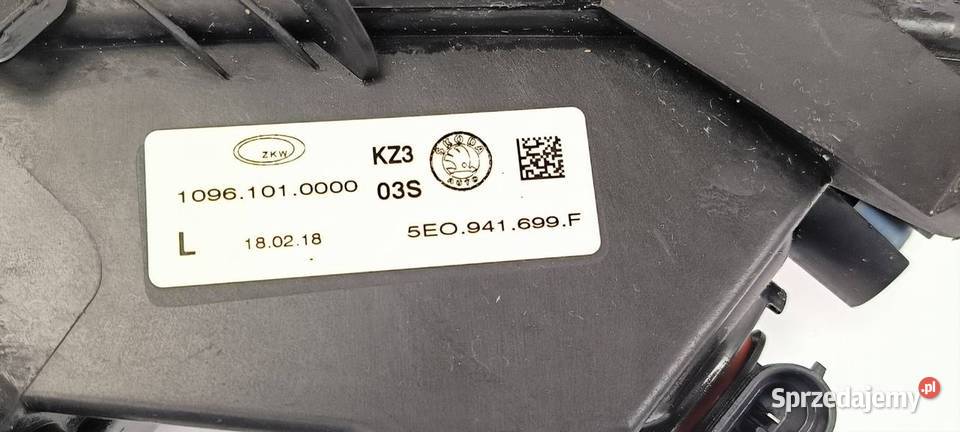 HALOGEN LEWY SKODA OCTAVIA III 5E0941699F Lipno