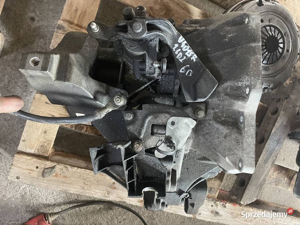 VOLVO V40 V60 S60 S40 16 D2 1116R skrzynia