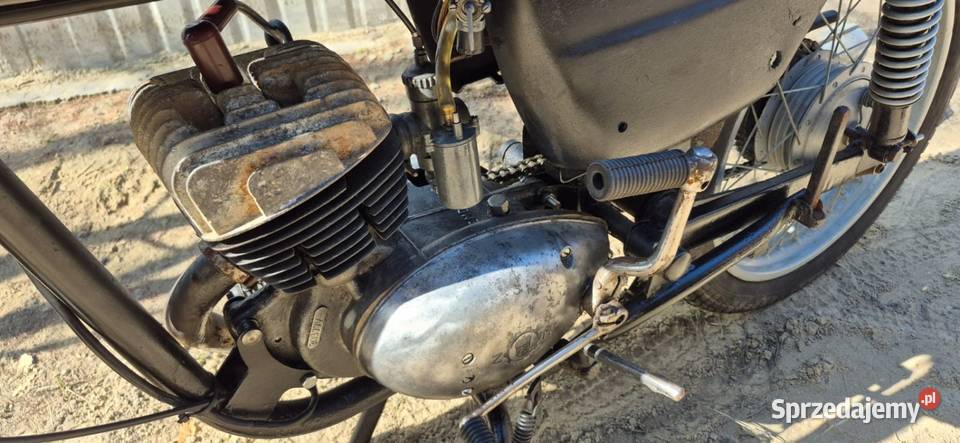 Motor WSK 125 Do Remontu tył Ramy