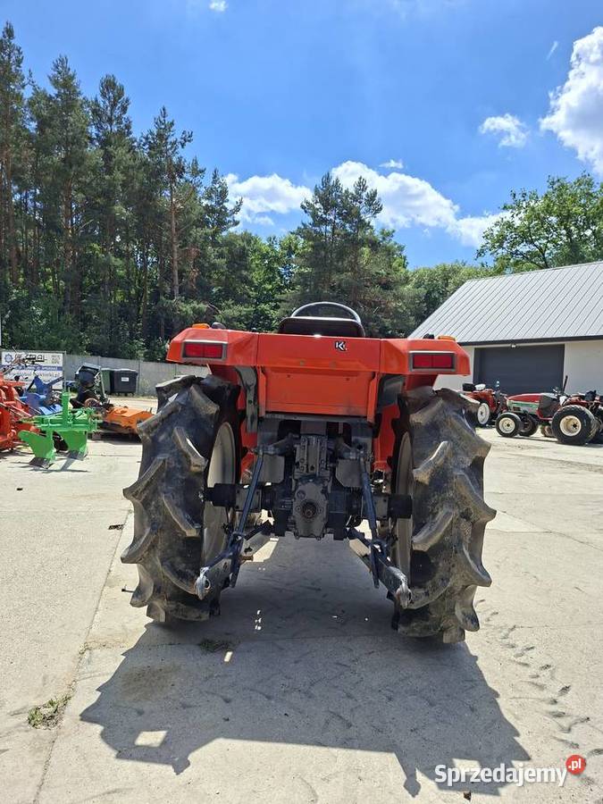 GLOBAL mini traktorek japoński Kubota GT3D 4x4 Milicz