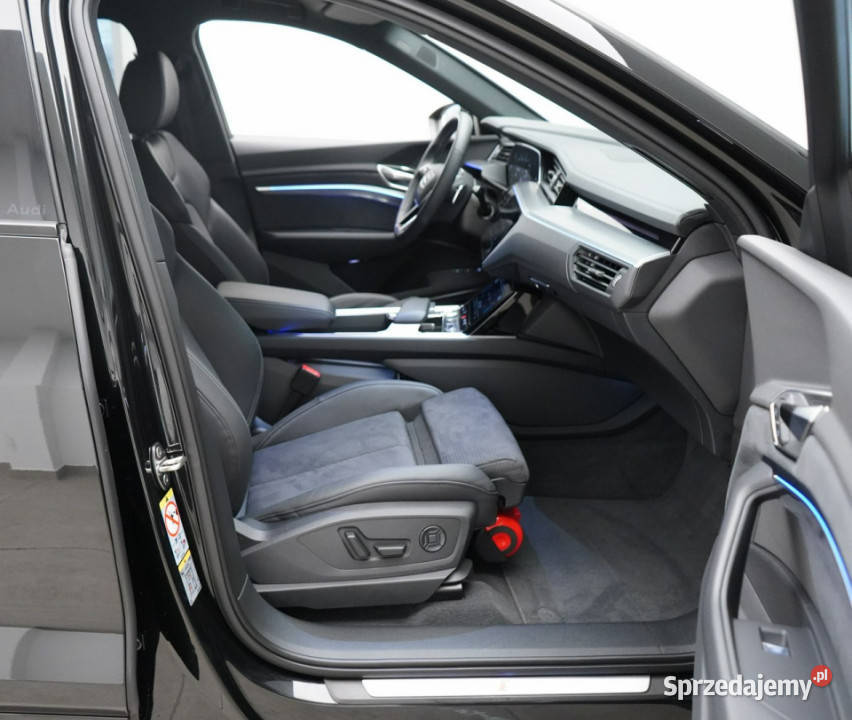 Audi Q8 Sportback etron 55 408 Quattro Sline wielofunkcyjna kierownica Kielce sprzedam