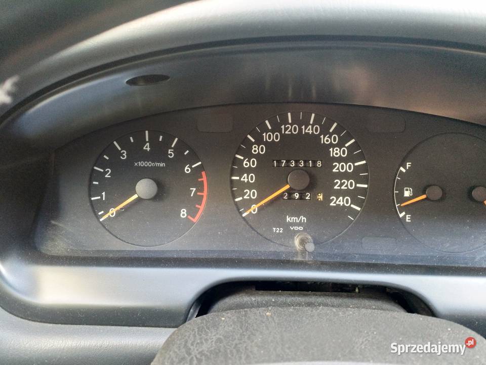 Toyota Carina E młoda duchem SPA spodu 173000km Katowice