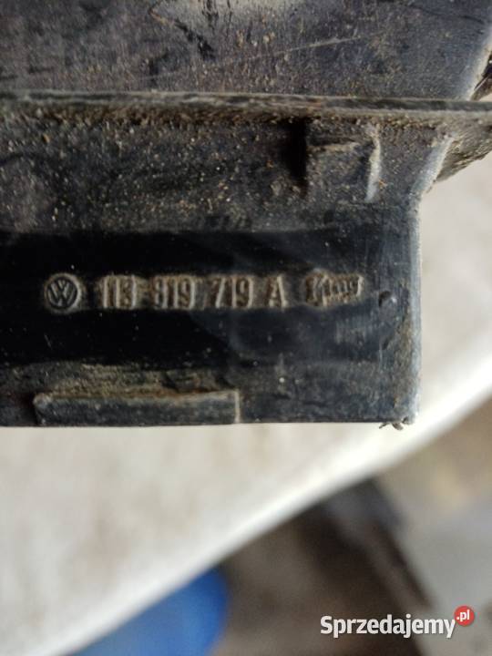VW Garbus wloty powietrza 113 819 719 A osobowe Gołków