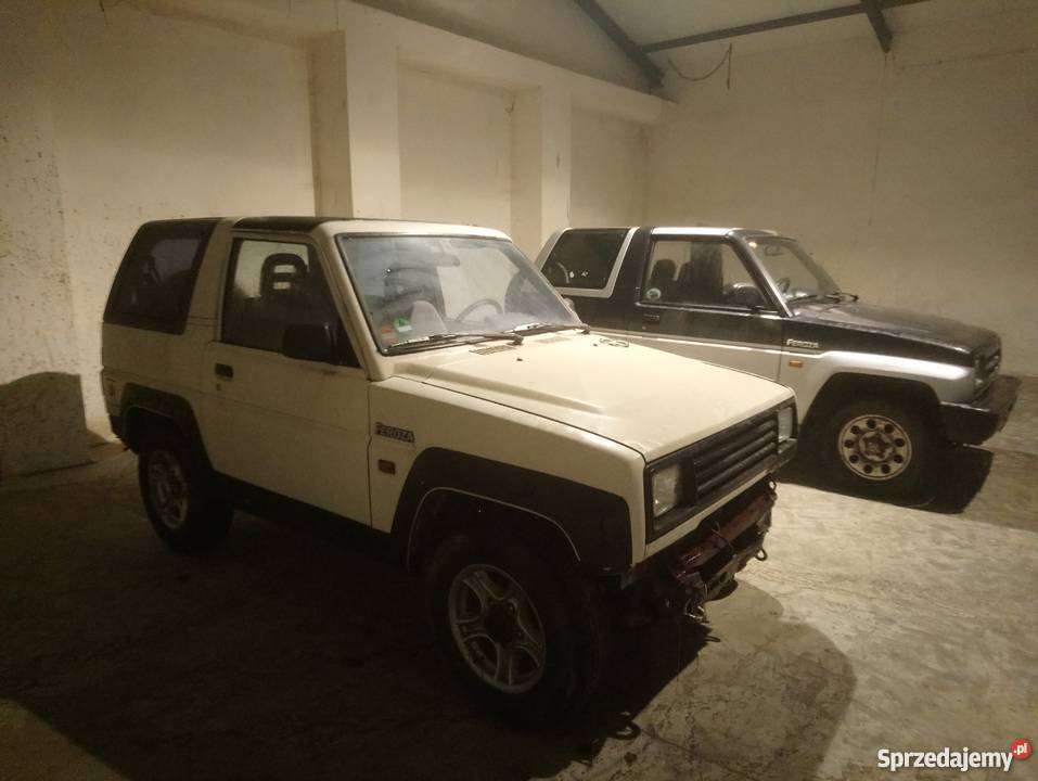 Daihatsu feroza z gazem lakier metallic