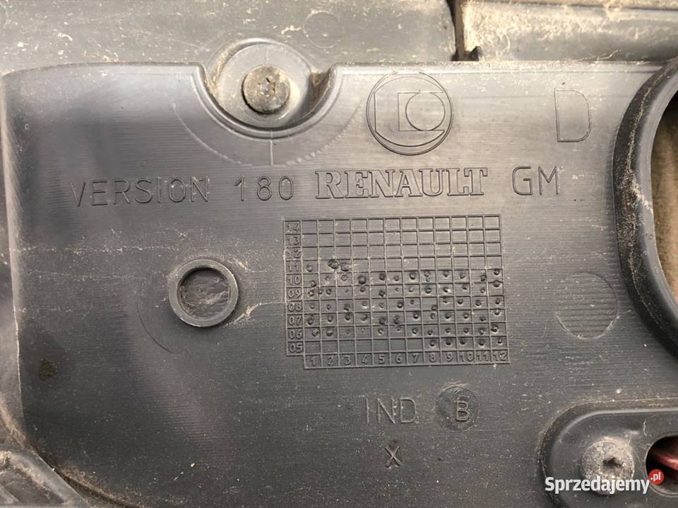 LAMPA PRAWY TYŁ OPEL VIVARO A Hatchback 0114