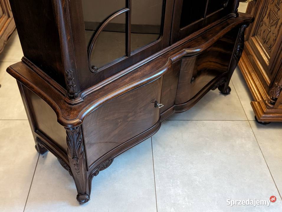 Wspaniała ciemna witrynasklep Dąbrowa Górnicza śląskie