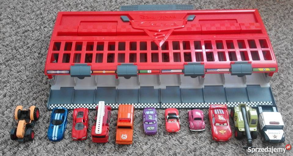 Wyrzutniagarawalizka Cars 2 11 autek Plastik  Katowice sprzedam