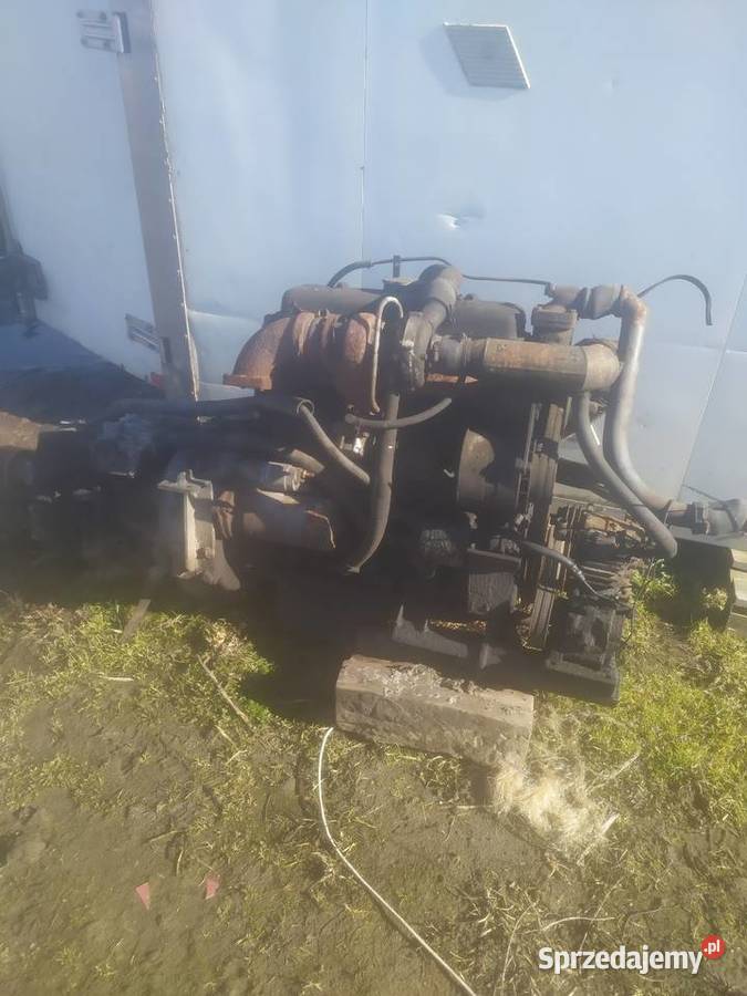 Dwa silniki Stara 742 ciężarowe łódzkie