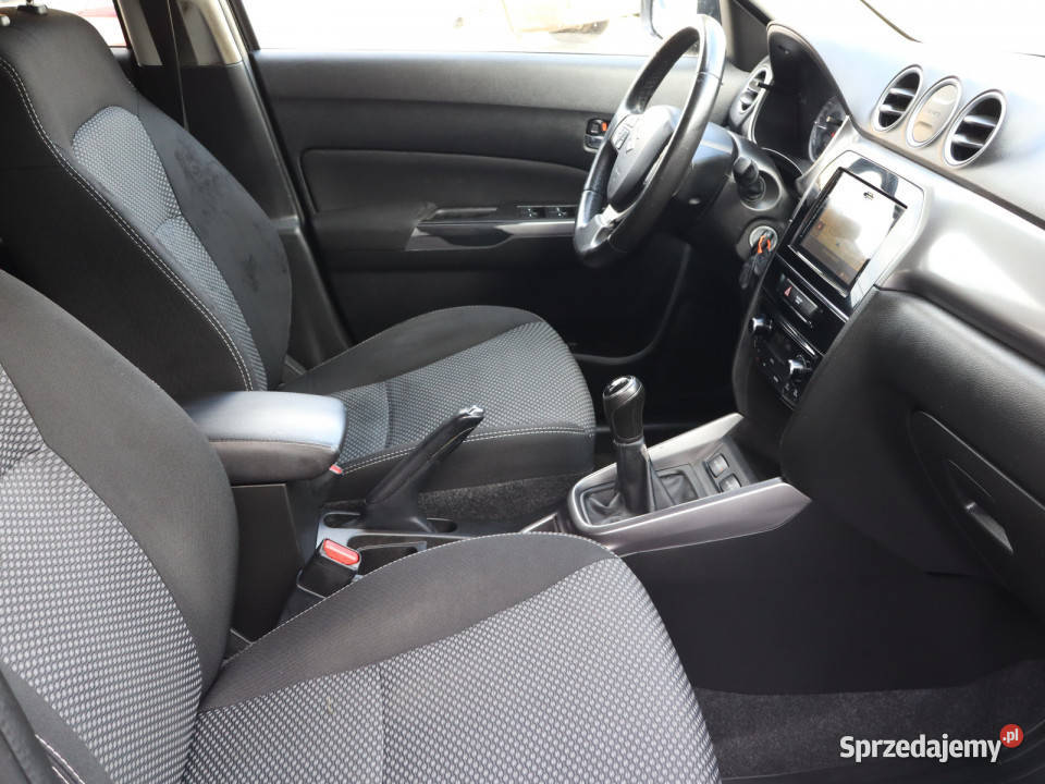 Suzuki Vitara 10 BoosterJet 998cm3