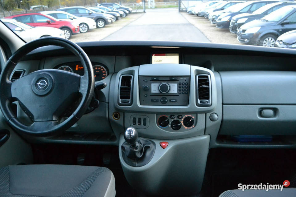 Opel Vivaro 5 OsobowyZarejestrowanyNowy Rozrząd isofix Częstochowa