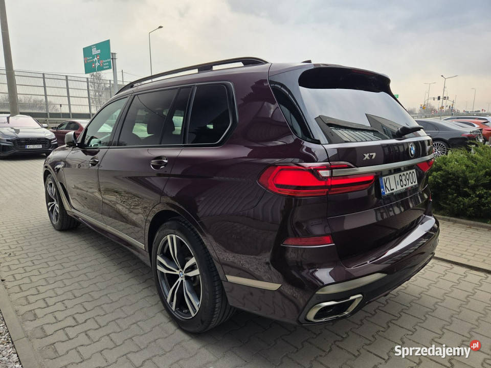 BMW X7 M50i Individual Executive Drive hak masaż Węgrzce