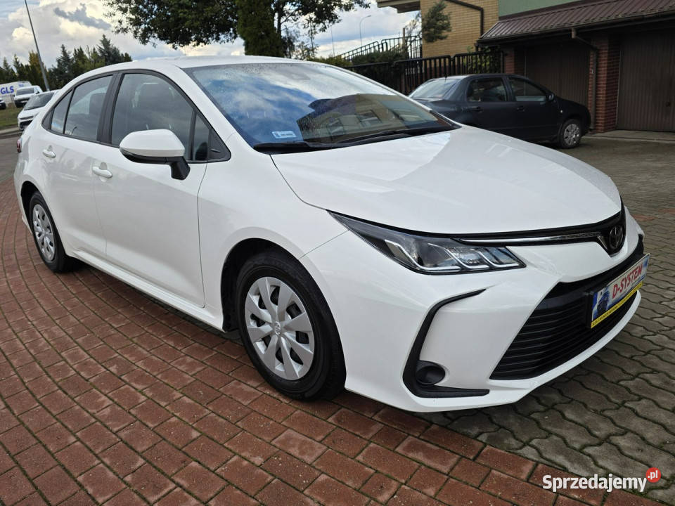 Toyota Corolla 2021 LPG Salon Polska 1Właściciel światła do jazdy dziennej podlaskie Białystok sprzedam