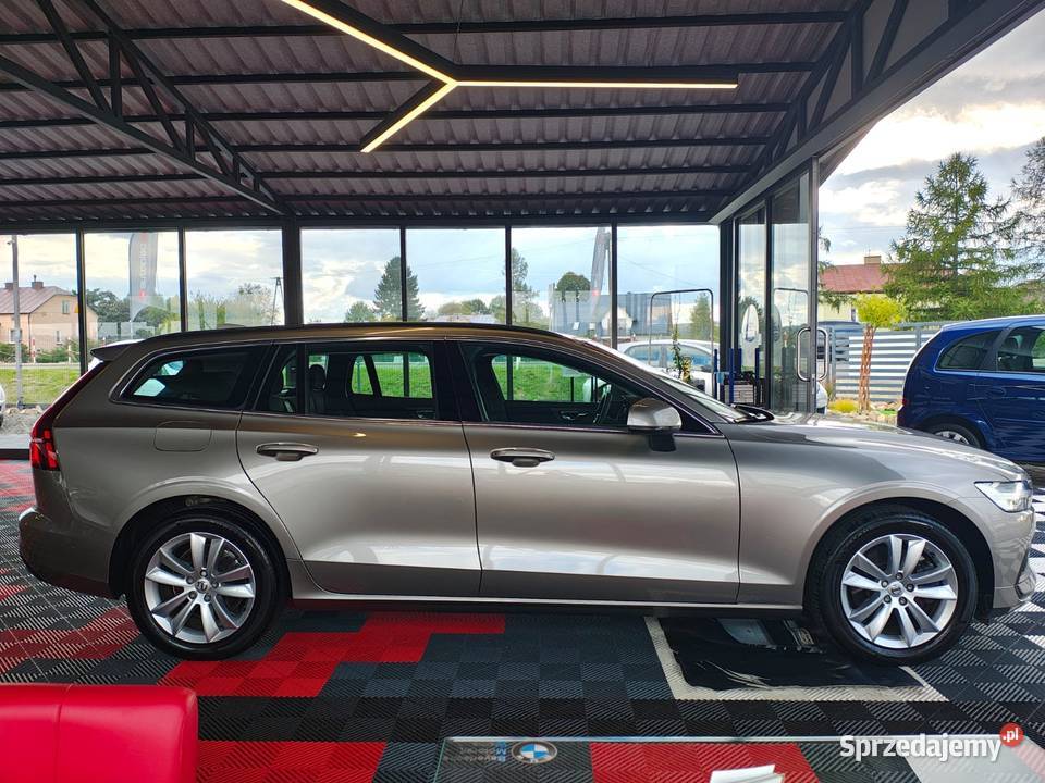 Volvo V60 20BenzynaHybryda 21000 Piękny Stan manualna Zarszyn