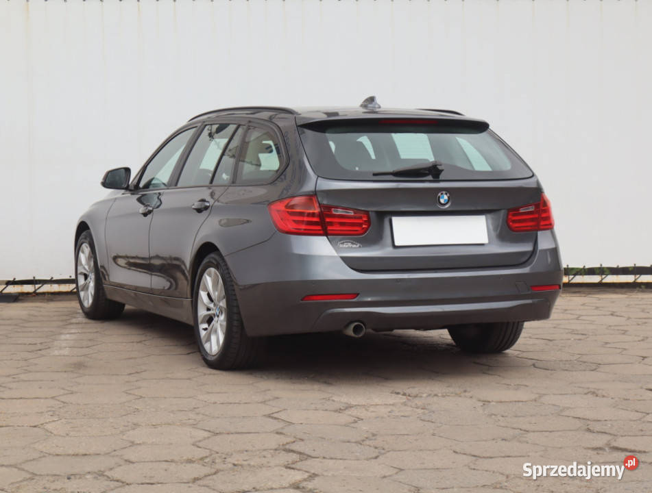 BMW 3 318 d Rok produkcji 2012 Łódź