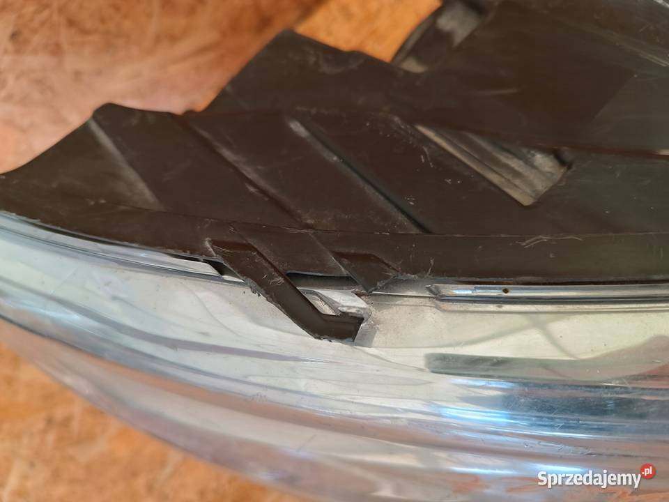 LAMPA REFLEKTOR PRAWY PRZÓD EU FORD TRANSIT Nowy Tomyśl