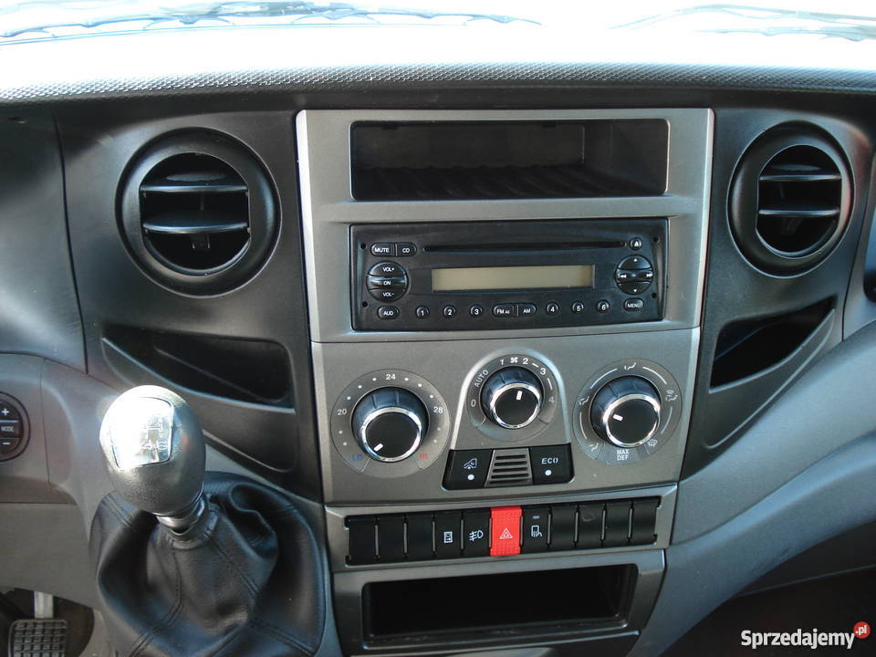 IVECO DAILY 35C15L KONTENER Z WINDĄ 2012r Samochody dostawcze Suchy Las sprzedam