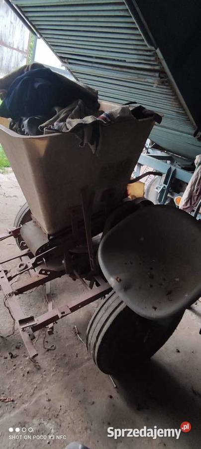 Rozsiewacz do nawozu kos