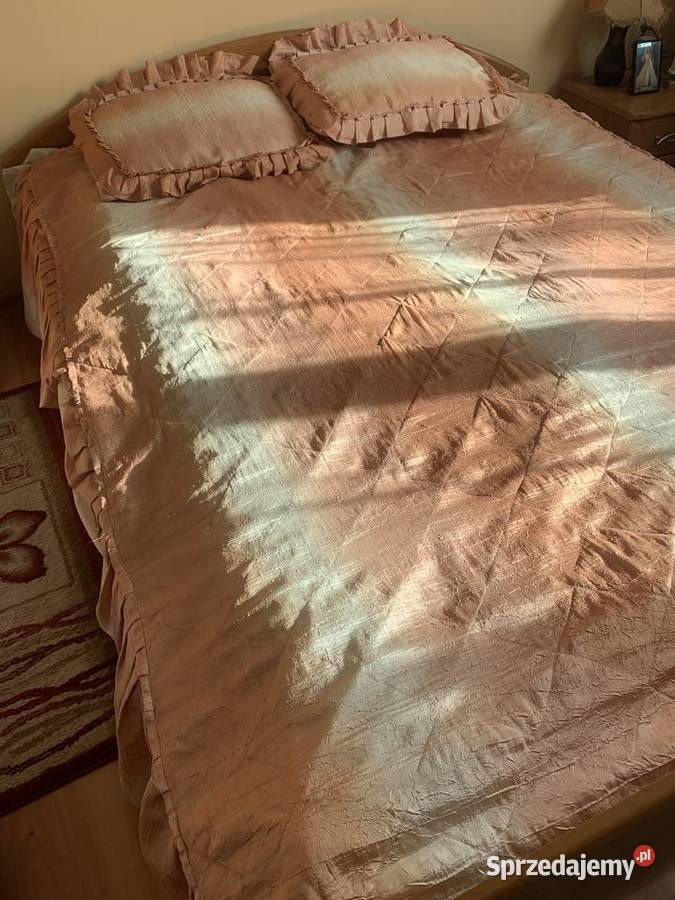 Narzuta 2 poszewki na poduszki HIT Jasło