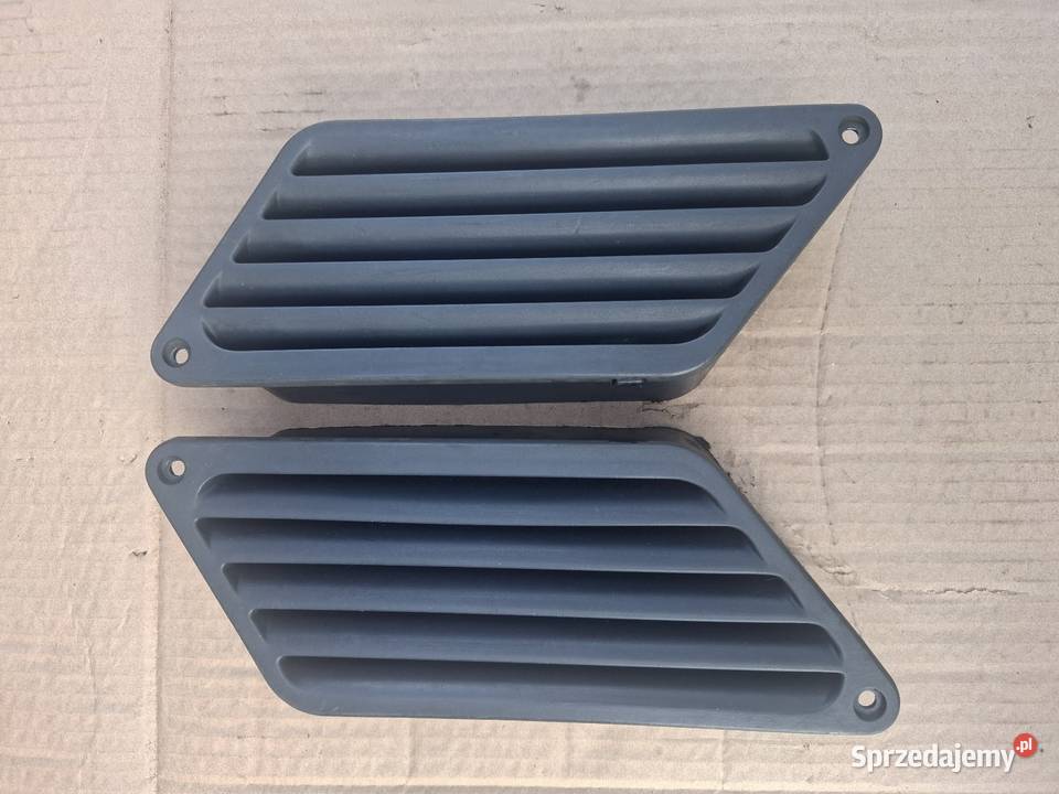 Boczne wloty powietrza kratki wlotu Fiat 126p Strzelce Opolskie