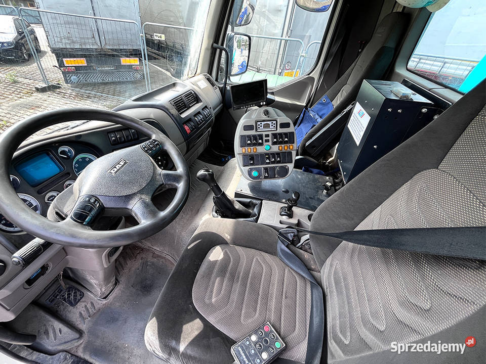 Zamiatarka drogowa DAF LF55220 zabudowa Johnston małopolskie Kęty