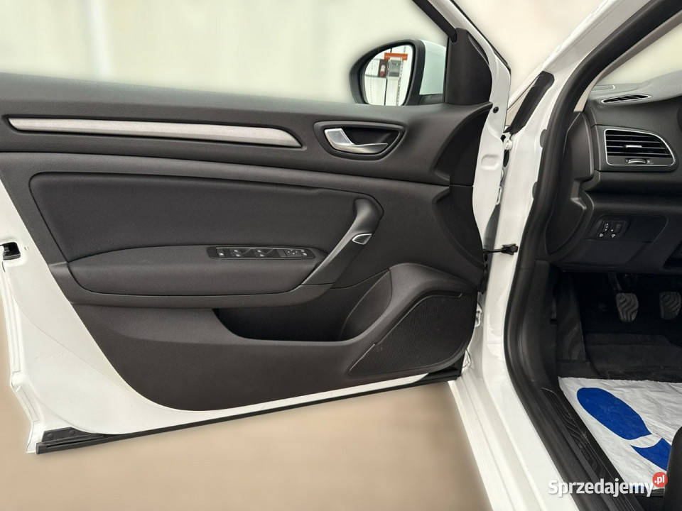 Renault Megane 10 TCe115 ZEN Salon FVat IV 2016 kamera cofania