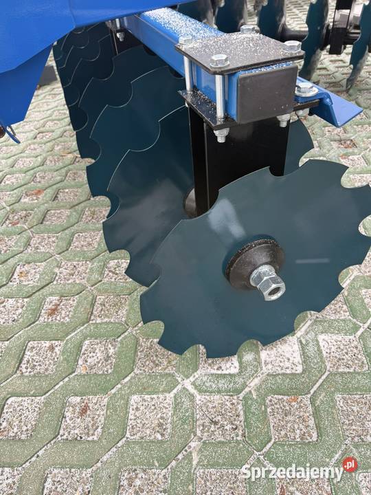 Brona talerzowa masywna konstrukcja różne