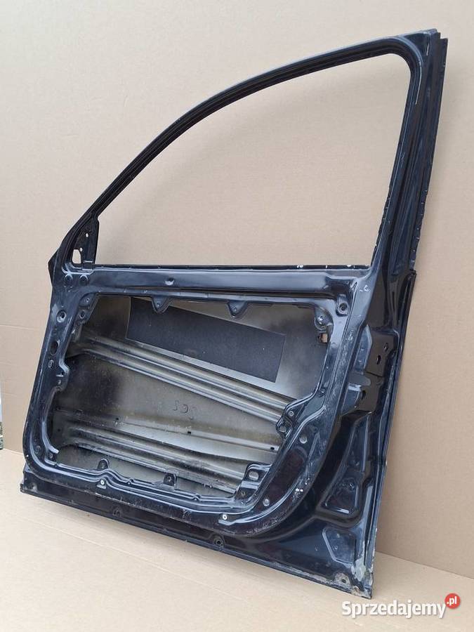 VW PASSAT B5 FL LIFT DRZWI PRAWY PRZÓD PRAWE Bieleń