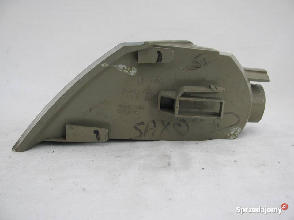 Kierunkowskaz prawy Citroen Saxo Szczecinek