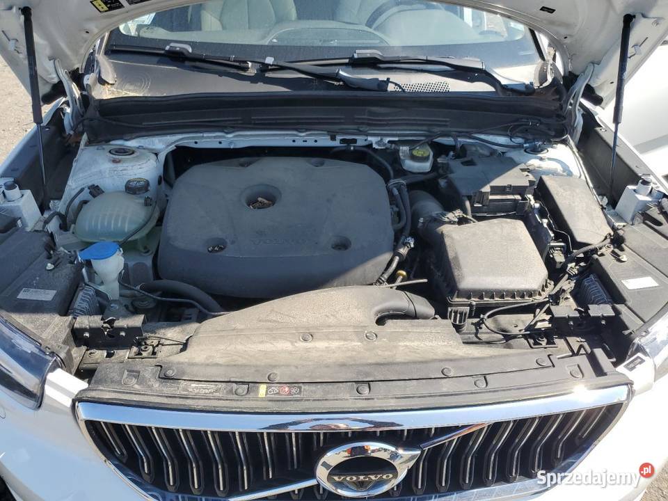 2020 VOLVO XC40 T5 INSCRIPTION Częstochowa