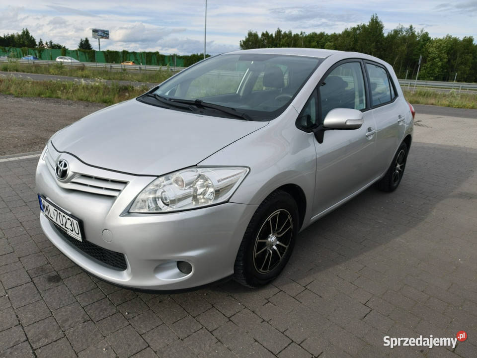 Toyota Auris I 20062012 srebrny Lipówki sprzedam