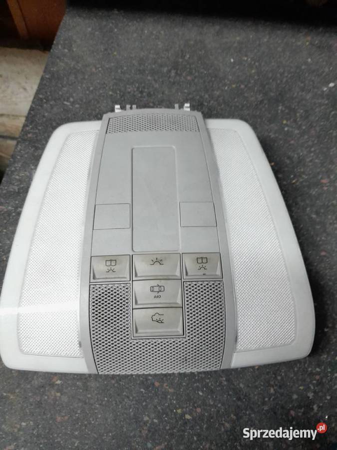 Mercedes W204 lampka podsufitki A2048202001 Gdańsk