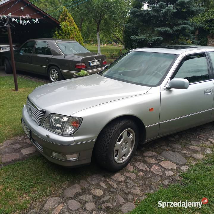 Sprzedam zadbanej Lexusa LS 400