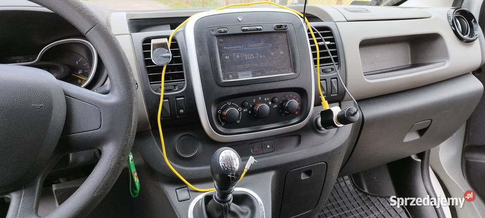 RENAULT TRAFIC III Brygadowy 6 osób TwinTurbo