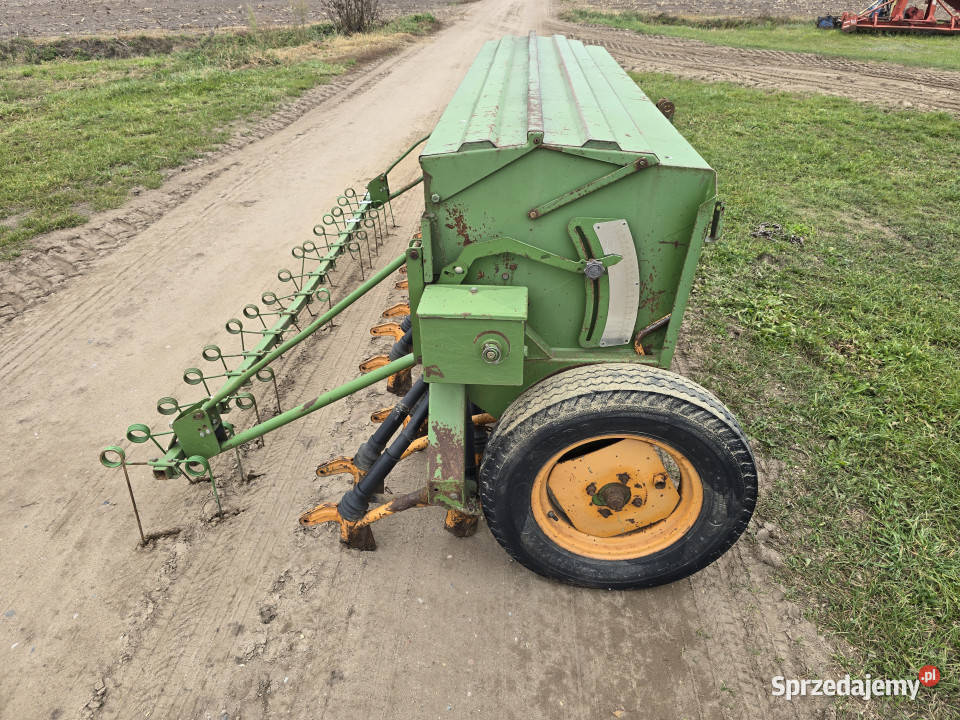Siewnik AMAZONE D7 SUPERS Typ 30 3 m Drężewo