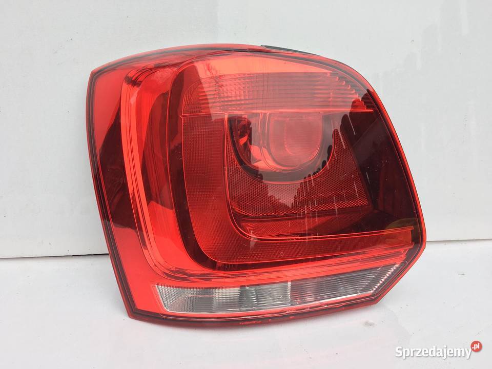 VW POLO 6R0 LEWA LAMPA TYŁ Ostroróg