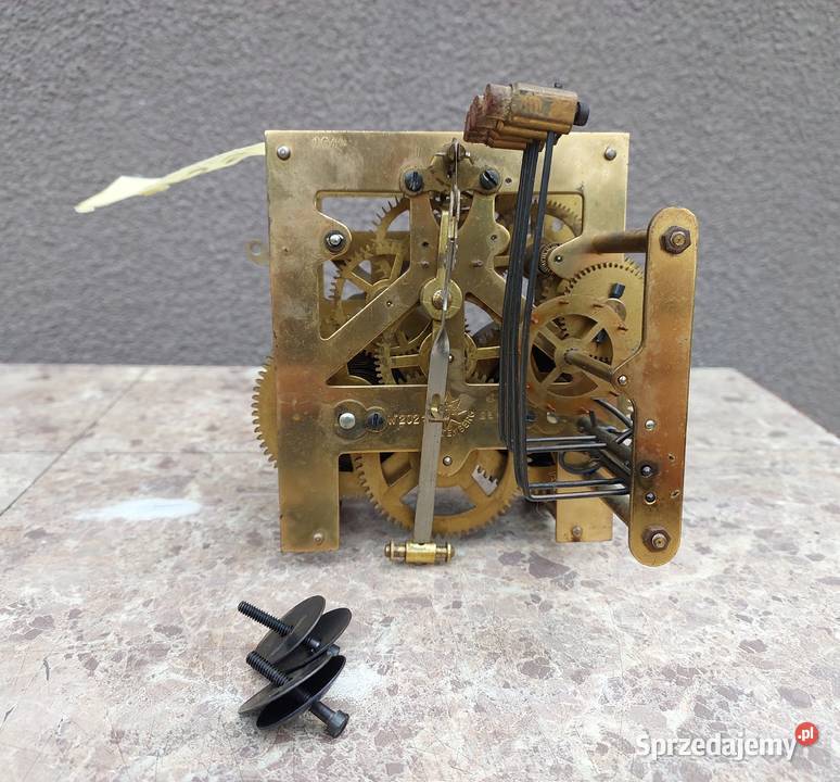 655 Mechanizm starego zegara ściennego Junghans sprzedam